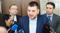 ДСБ иска отпадане на нотариалната заверка при прехвърляне на МПС