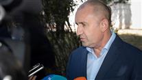 Р. Радев: Не мога да обява чия регистрация ще използвам за предстоящите избори
