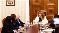 Йотова пред ДПС-НН: Президентът не носи отговорност за служебния премиер, тя е на парламента