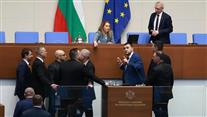 Скандал в Народното събрание за „Петрохан“: Рая Назарян даде 15 минути почивка