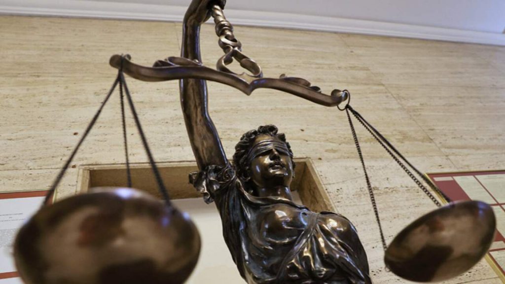 Жестоко убийство в Разградско: 32-годишен мъж е привлечен като обвиняем за смъртта на 54-годишен съселянин