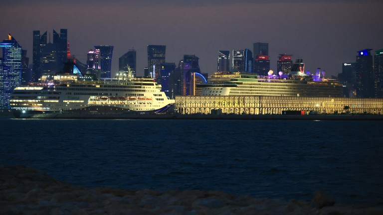 Катар свали два ирански самолета