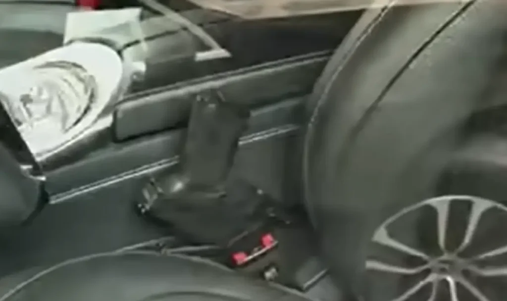 МВР глоби Димитър Бербатов за неправилно съхранение на оръжие