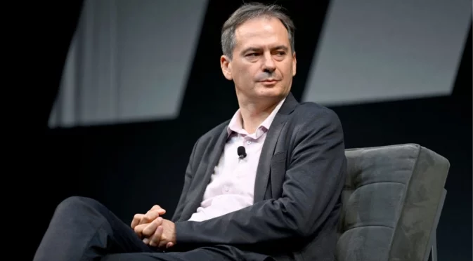 Христо Грозев ще съветва правителството за борба с дезинформацията