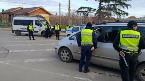 Трима задържани при акция срещу купуването на гласове в Бяла Слатина