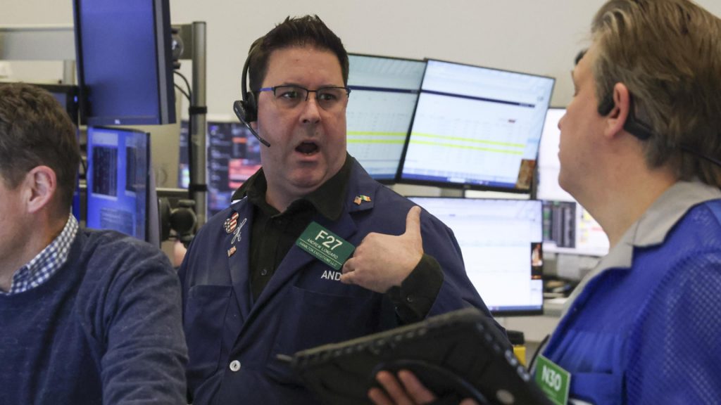 Европейските борси се сринаха, Уолстрийт също е на червено