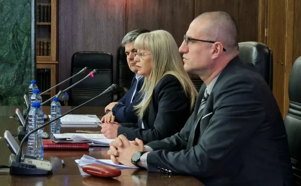 Прокуратурата: Вдигната е банковата тайна за 44 сметки по случая „Петрохан“