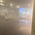 Дубай след ударите: щети по летището и символи на града, хаос в полетите и затворена борса