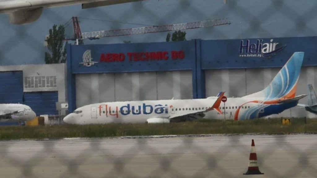 Дрон атакува летището в Дубай и спря полети на един от най-натоварените хъбове в света