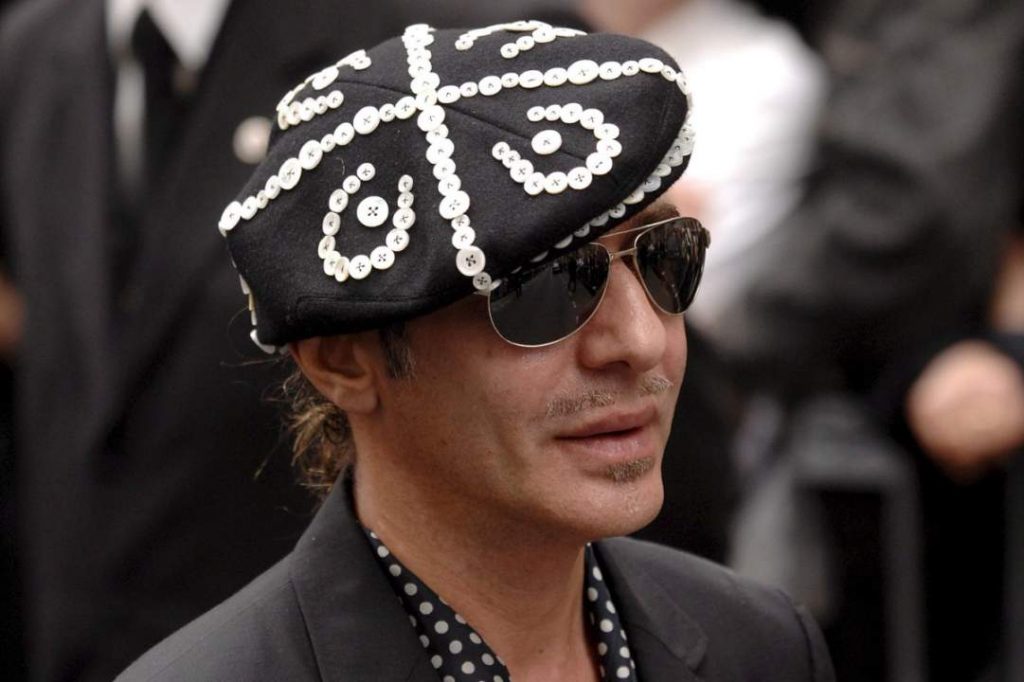 Zara вдига модния залог с Джон Галиано