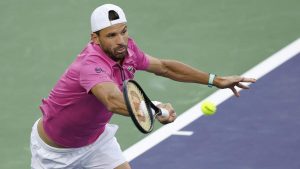 Григор Димитров отстъпи две места в ранглистата