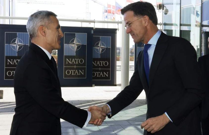 България остава твърдо ангажирана с НАТО