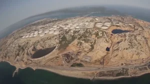 САЩ удариха Харг, но пощадиха петрола: Вашингтон натиска Иран до ръба на енергиен срив