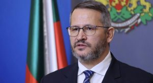 Стотици тонове опасни храни спрени преди Великден