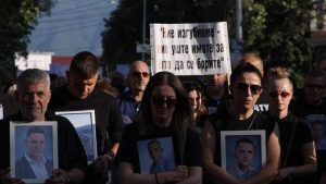 Година след пожара в дискотека „Пулс“: Кочани почита паметта на 63-мата загинали