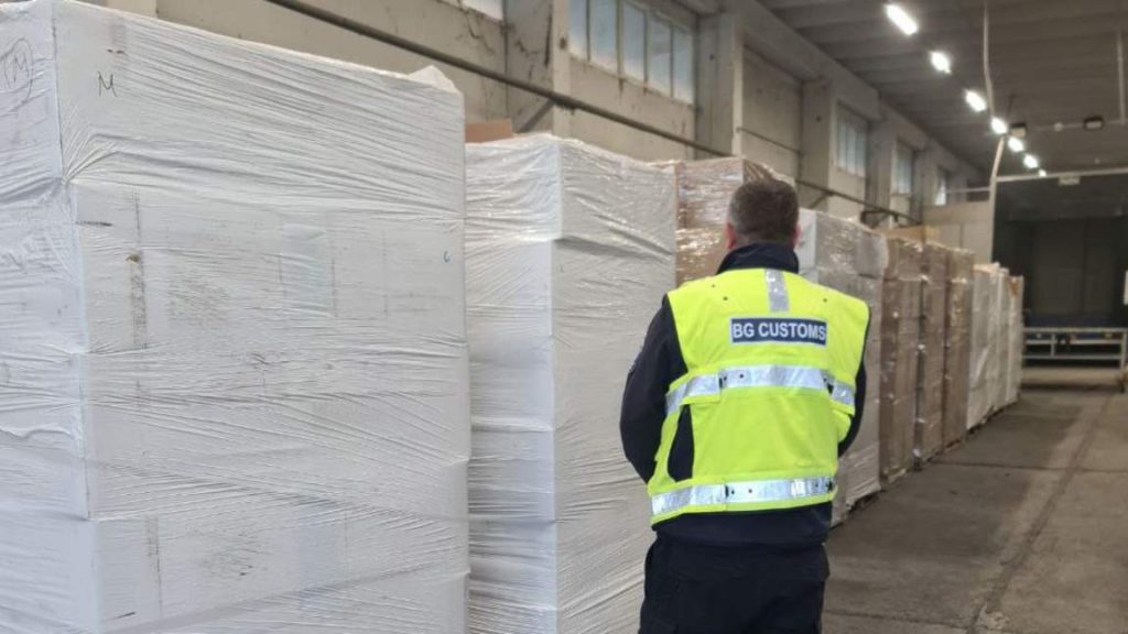 4 млн. къса контрабандни цигари задържаха на Кулата