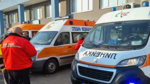 40 шофьори на линейки в Бургас протестираха заради фишове за скорост