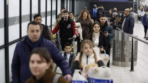 След дни блокада: българите на Малдивите най-сетне кацнаха в София