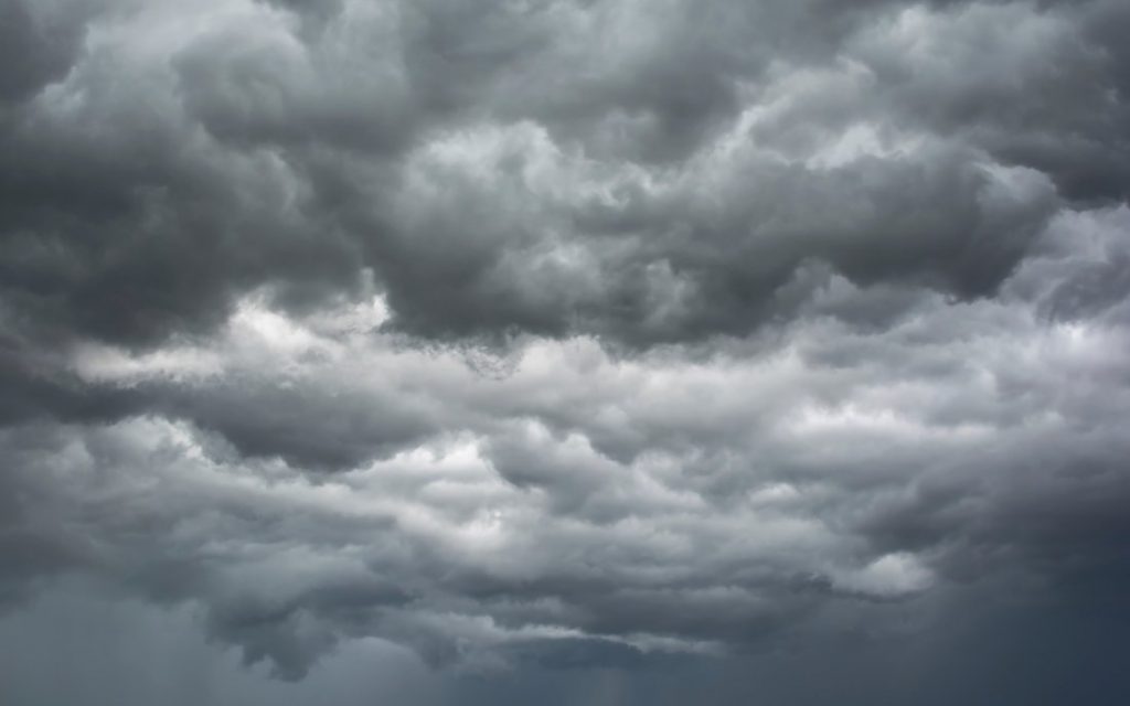 Облачно начало на новата седмица