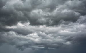 Облачно начало на новата седмица