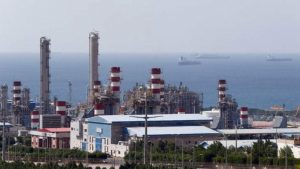 Иран заплашва с атаки по енергийни обекти в Персийския залив след удар по газовото находище "Южен Парс"