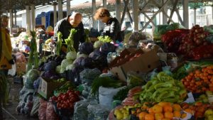 Цените на основни хранителни стоки се покачват: Инфлационният натиск продължава