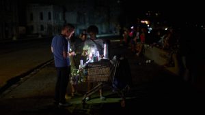 Куба отново потъна в мрак: Мащабен срив на електропреносната мрежа за втори път за седмица