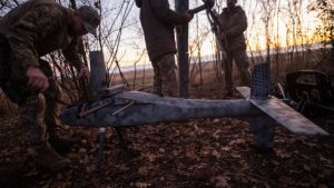 Мащабна въздушна атака: Москва твърди, че е свалила 170 украински дрона за часове