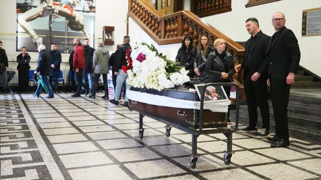 Легенди и фенове се простиха с Георги Велинов