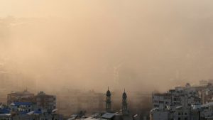 Иран поднови ударите по цели на САЩ и Израел в Близкия изток