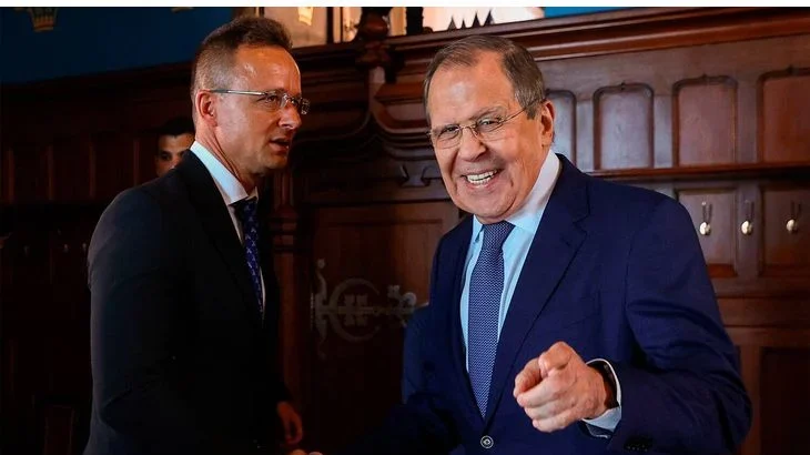 Аудиозапис между Лавров и Петер Сиярто разбуни предизборен скандал в Унгария