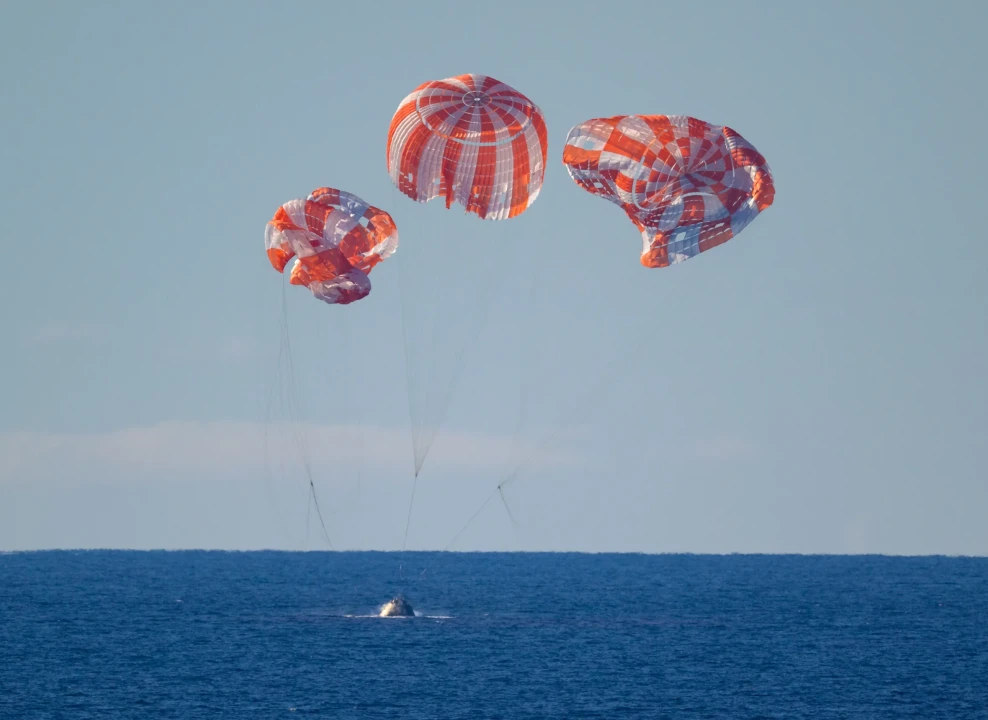 Историческо завръщане: Мисията „Артемис II“ приключи с успех край Калифорния