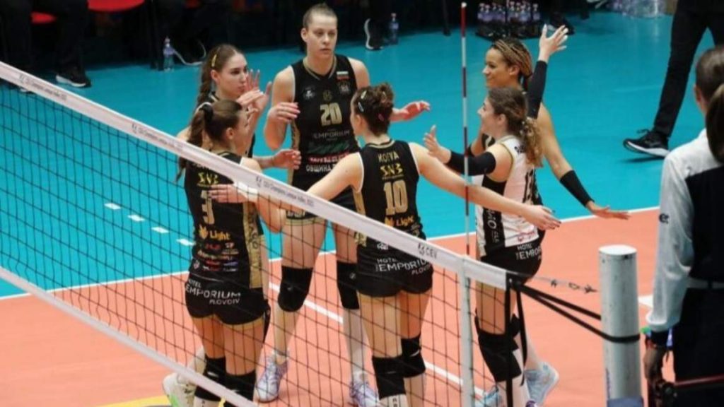 Марица на една победа от 12-та титла по волейбол