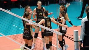 Марица на една победа от 12-та титла по волейбол