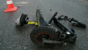 Трагедия в Пловдив: 22-годишно момиче загина при сблъсък на тротинетка с микробус