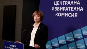 Старт на изборния ден: ЦИК с указания за машинния вот