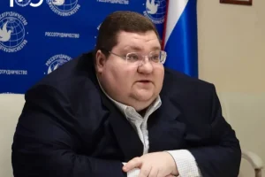 Путин поверява руската „мека сила“ на човек, санкциониран като „портфейл“ на ФСБ