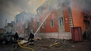 Русия порази критична инфраструктура в Чернигов, хиляди без ток