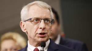 Денков охлади разговора за сливане с ДБ: „Не говорим за развод, но не сме една партия“