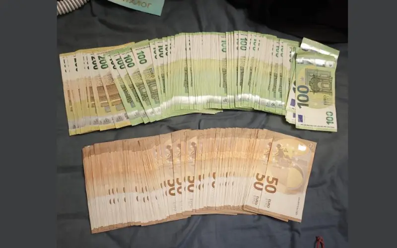 600 000 евро, 67 кг дрога и боеприпаси: акция на ГДБОП и ДАНС стигна до четирима обвиняеми