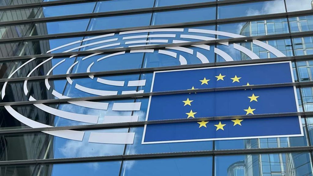 Комисия в ЕП подкрепи цифров талон за автомобилите, хартиеният остава по желание