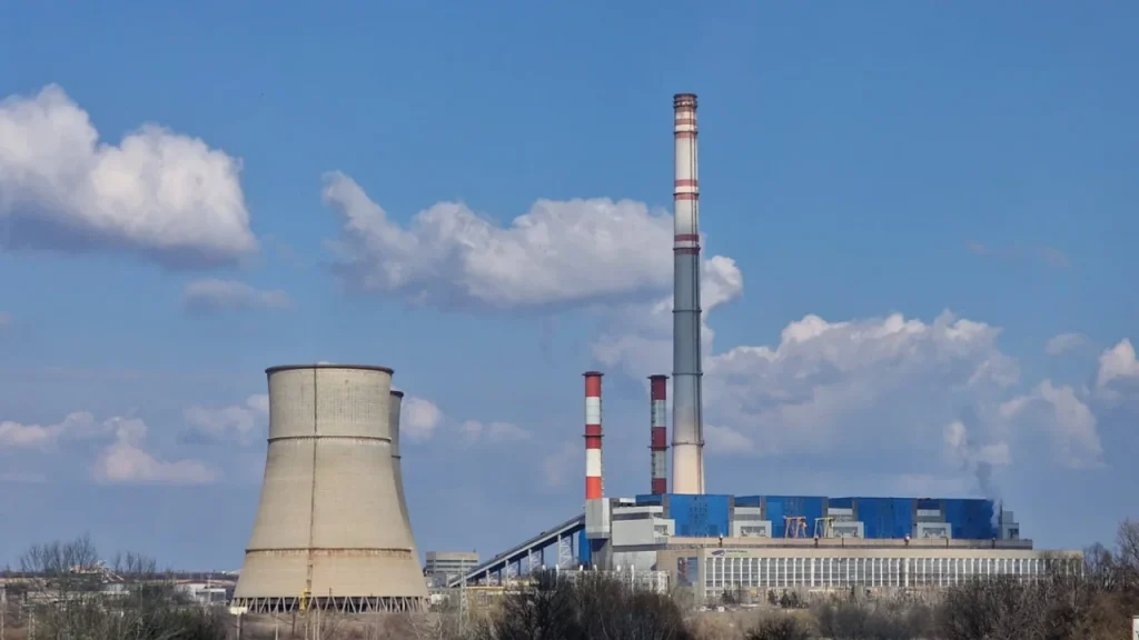 Над 300 души ще бъдат съкратени в ТЕЦ „AES Гълъбово“