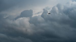 Променливо време с дъжд и гръмотевици в Родопите, силен вятър в голяма част от страната