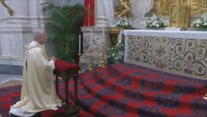 За католическия свят днес е Разпети петък