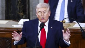 Тръмп вижда в иранското предложение „работеща основа“ за преговори, но примирието остава крехко