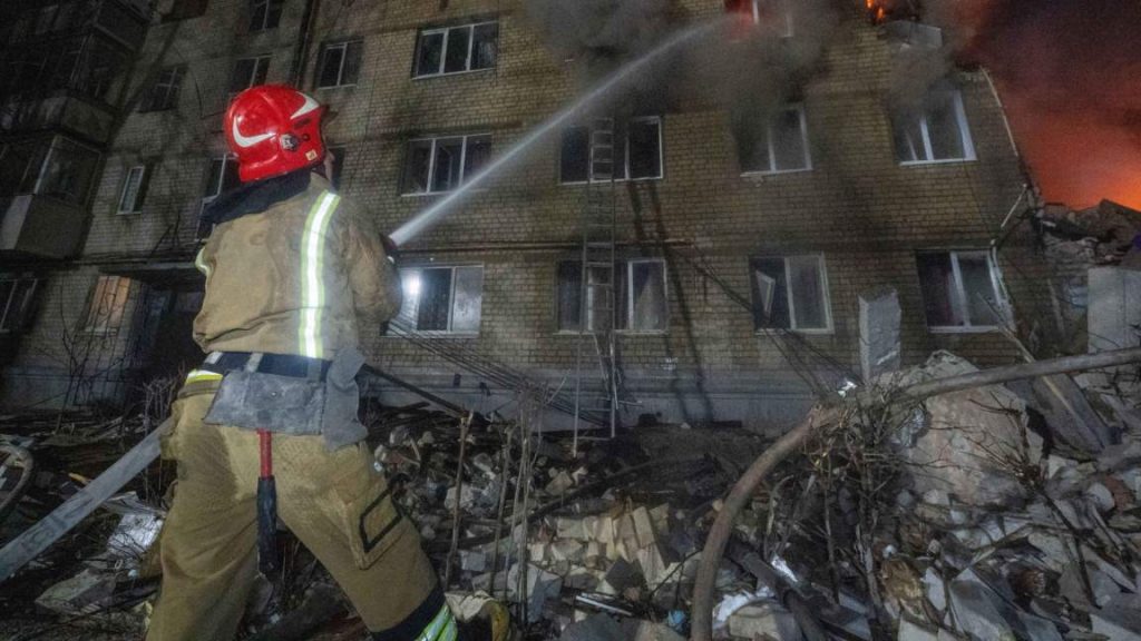 ЕС отпуши заем от 90 млрд. евро за Киев, докато войната и дипломатическият натиск продължават