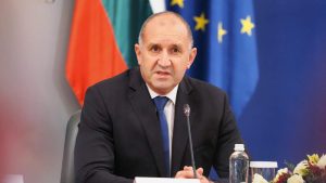 Румен Радев: Съкращения в администрацията ще има само след цялостен анализ и дигитализация