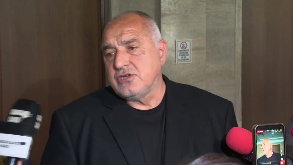 Божидар Божанов и Бойко Борисов в задочен сблъсък заради присъдата на Петьо Еврото