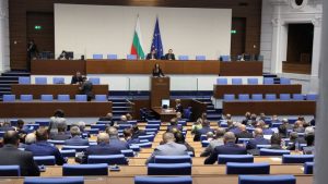 Парламентарното мнозинство прие на първо четене възстановяването на Антикорупционната комисия