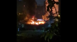 Камион и лек автомобил изгоряха при пожар във Варна